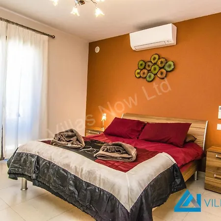 Topaz - Lh121 By Villas Now Ltd * Playa Blanca (Lanzarote)