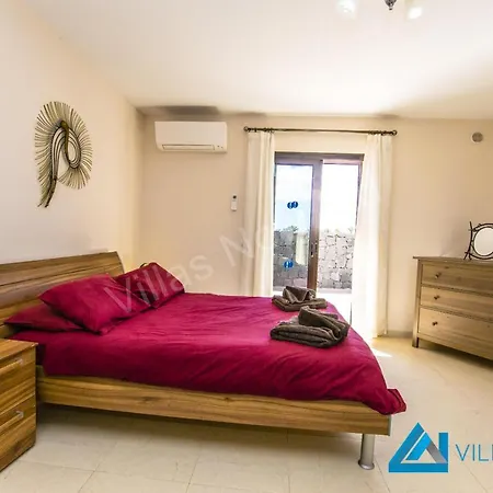 Topaz - Lh121 By Villas Now Ltd * Playa Blanca (Lanzarote)